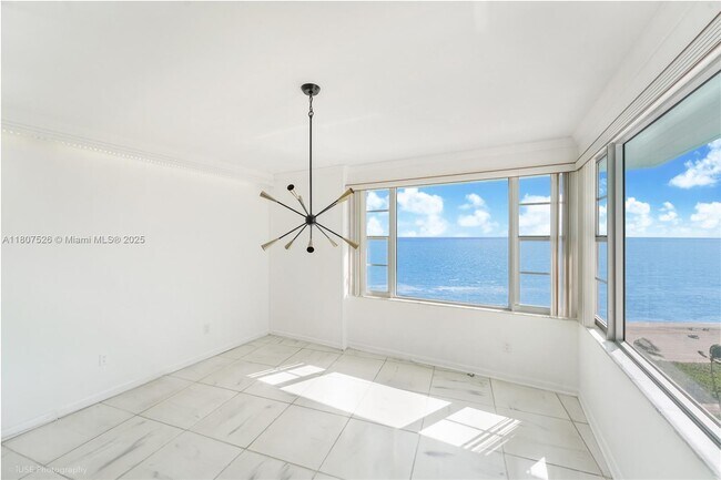 Building Photo - 5255 Collins Ave