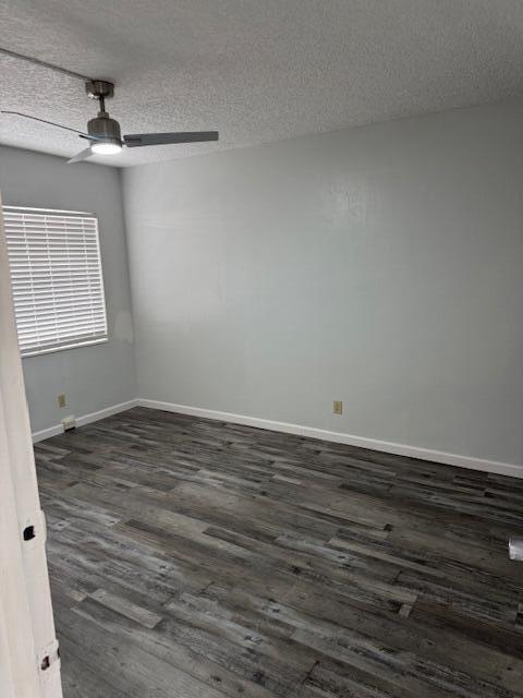 Building Photo - 751 Pine Dr