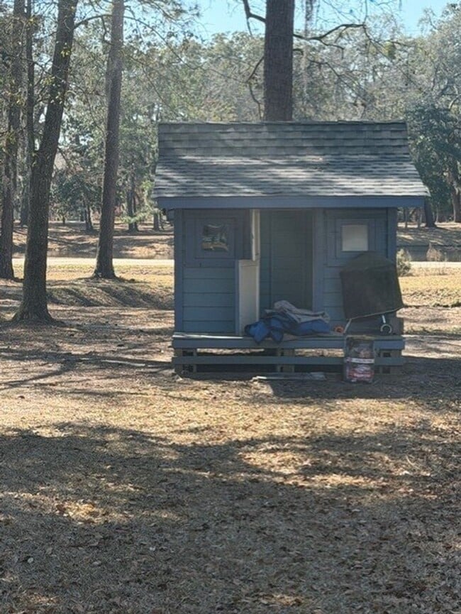 Building Photo - Welcome To Midway Farms NO HOA