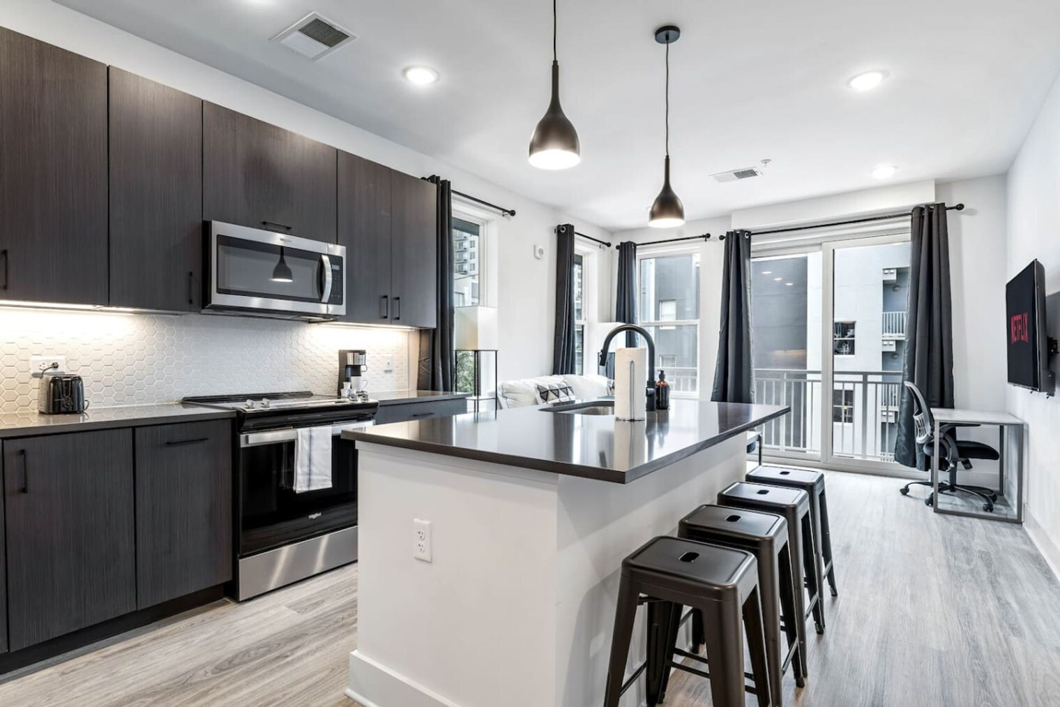 Building Photo - 617 N 12th St