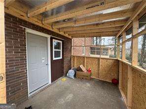 Building Photo - 5971 Robin Hood Ln