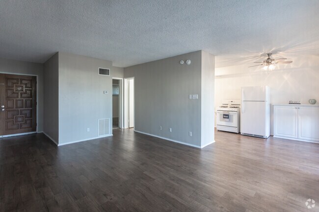 1BR,1BA- 750SF- Living Room - Terraces at South Pasadena