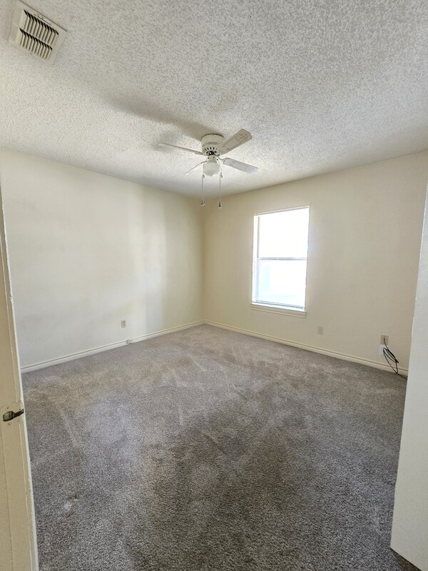 Building Photo - 6975 Brown St