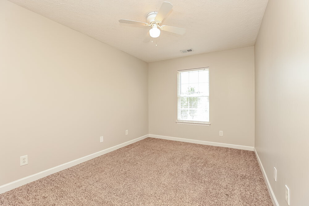 Building Photo - 1000 Lowrey Pl
