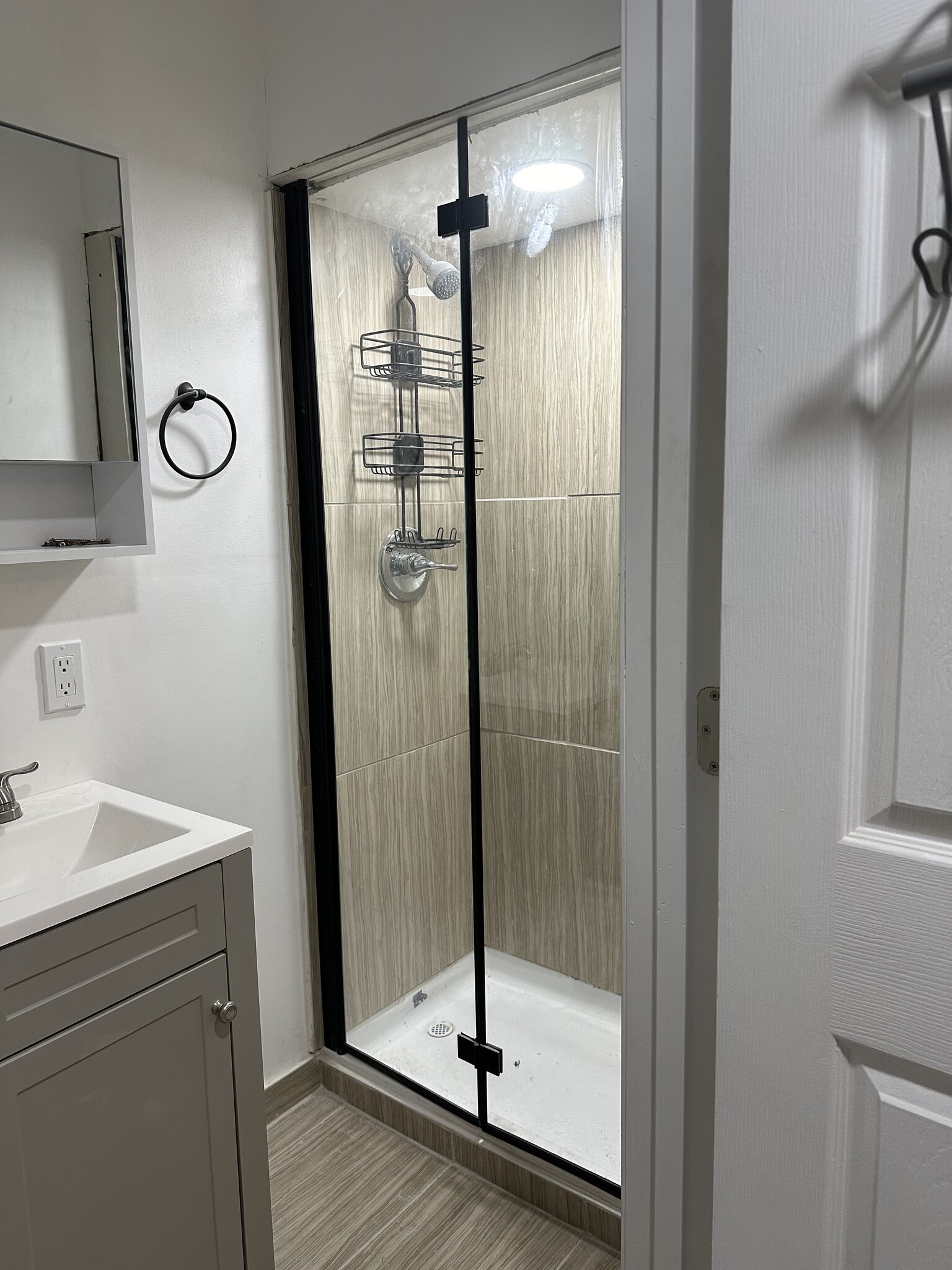 Building Photo - 5107 Cochita Dr