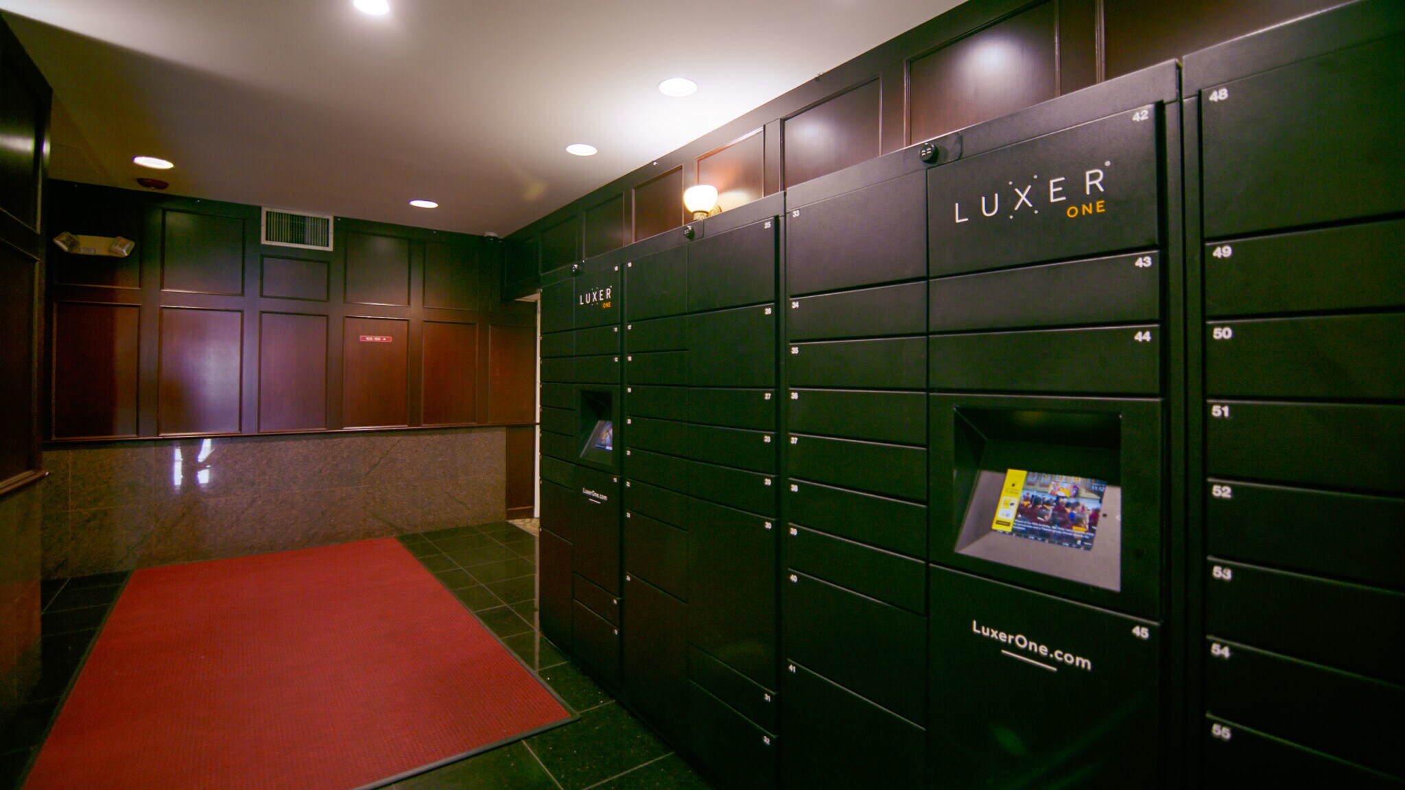 Building Photo - 300 Adams St