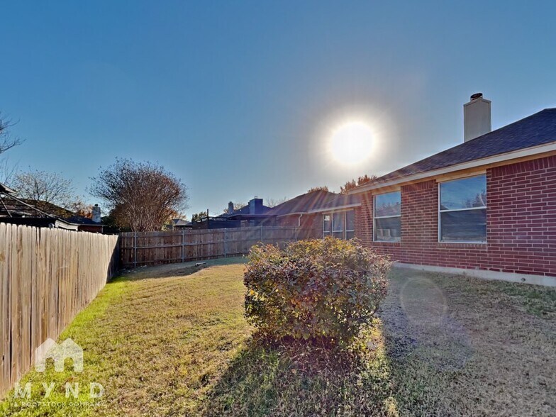 Building Photo - 105 Adams Dr