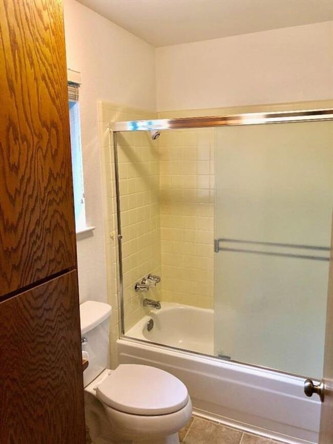 Building Photo - Beautifully Updated 2 Bed 1.5 Bath Condo in Merced Gated Community - Private Backyard! Community ...