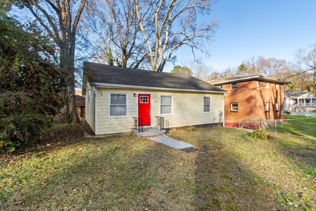 Building Photo - We Bringing Affordable Back - Intown Living - Voucher Approved!