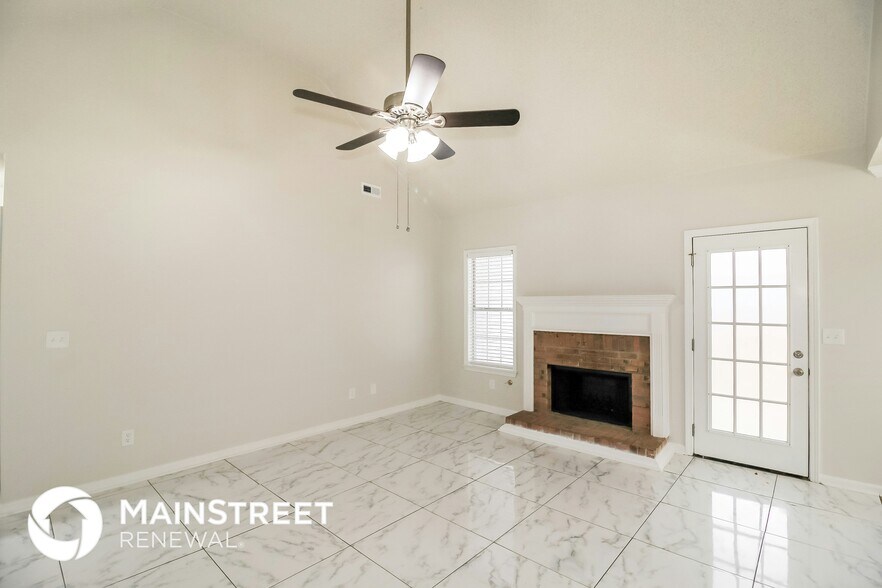 Building Photo - 148 Parkside Dr