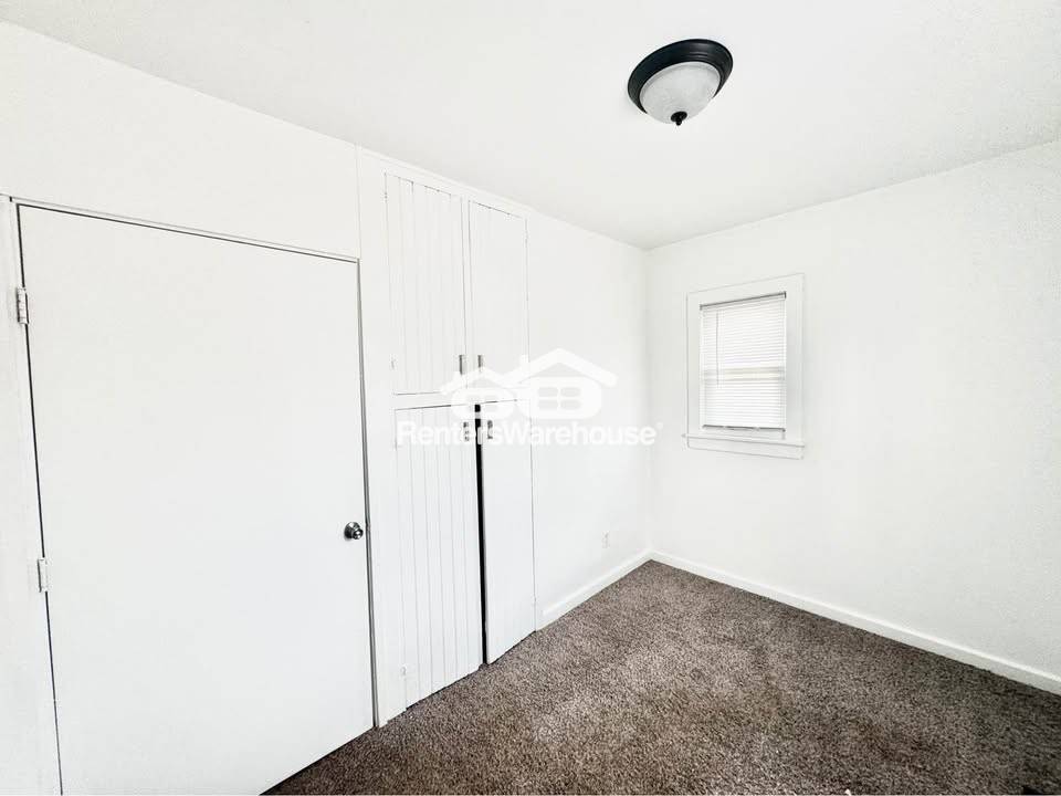 Building Photo - 1534 63rd St