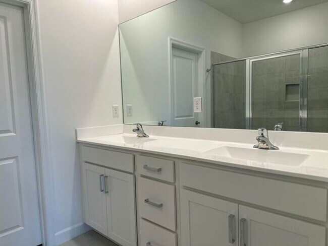 Building Photo - 1295 Tangled Orch Trce