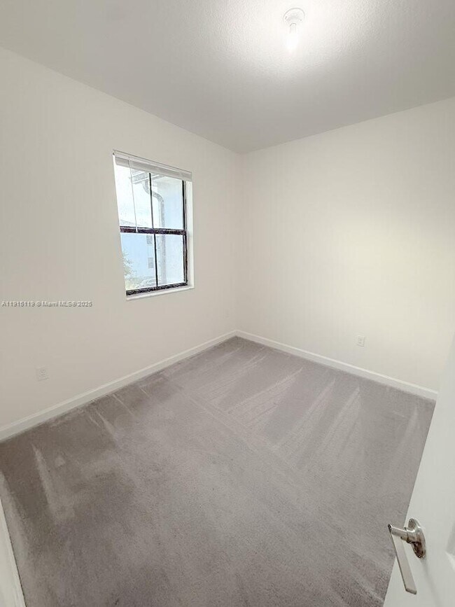 Building Photo - 28617 SW 132nd Ct