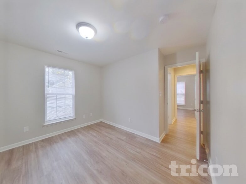 Building Photo - 191 Gabriel Dr