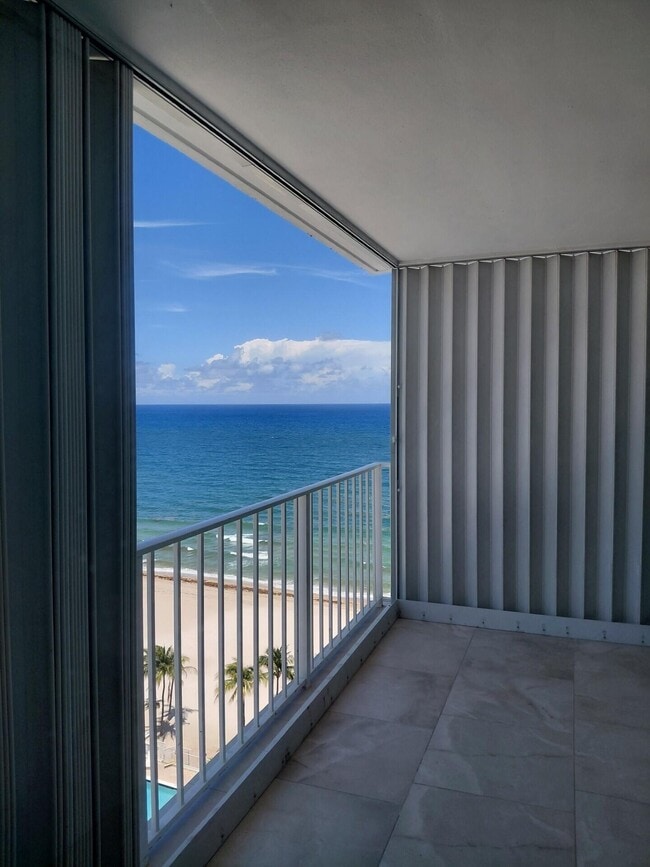 Building Photo - 1010 S Ocean Blvd