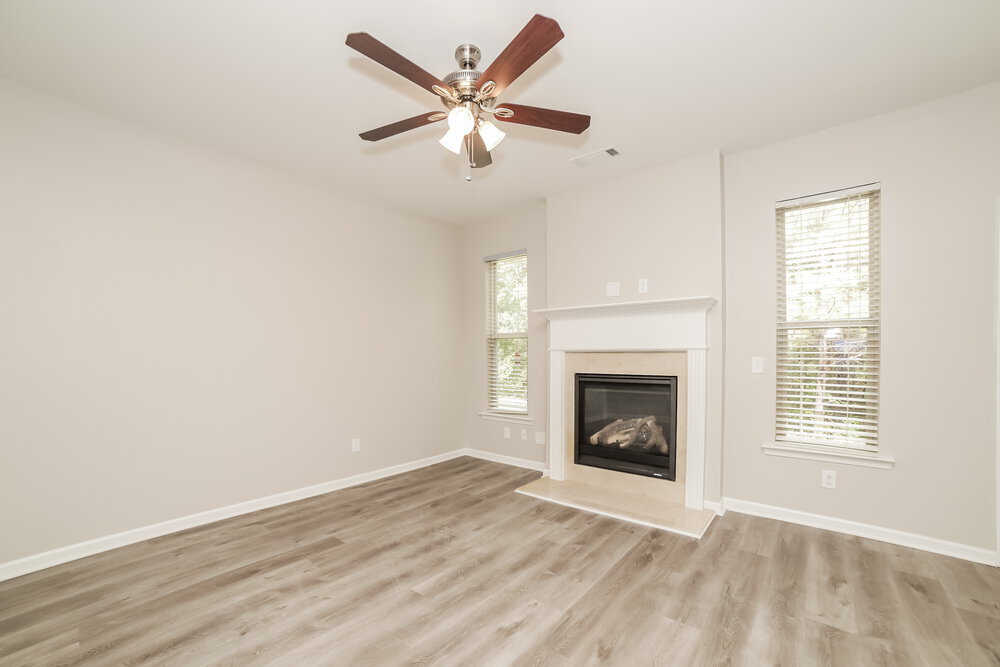 Building Photo - 9351 Opal Dr