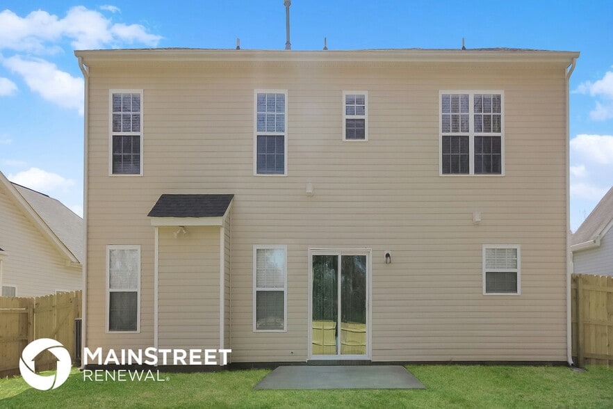 Building Photo - 1911 Elizabeth Oaks Ave