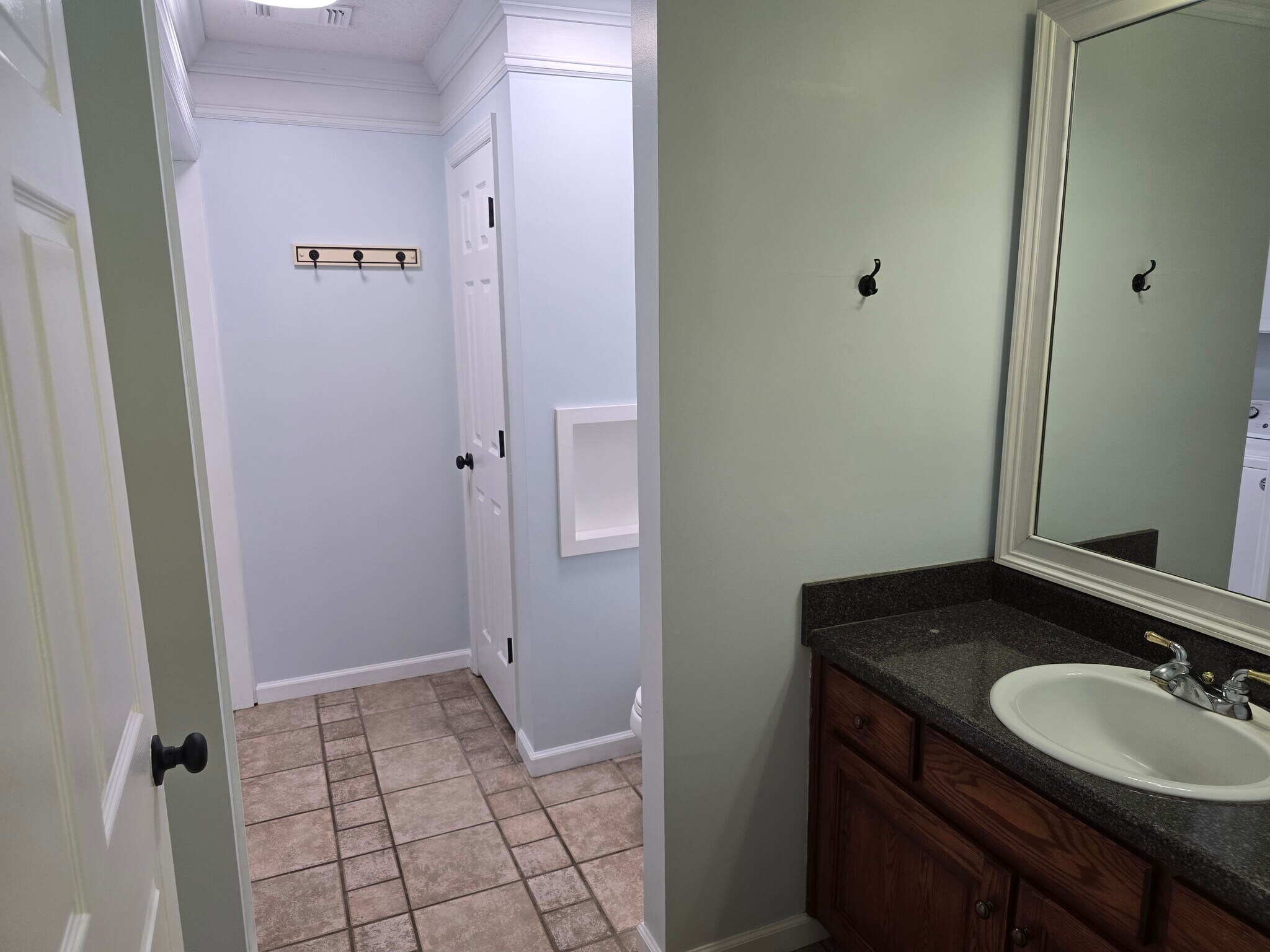 Bathroom #3 - 2065 Pinemount Blvd