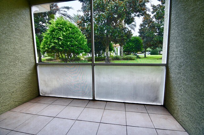 Building Photo - 10075 GATE N Pky