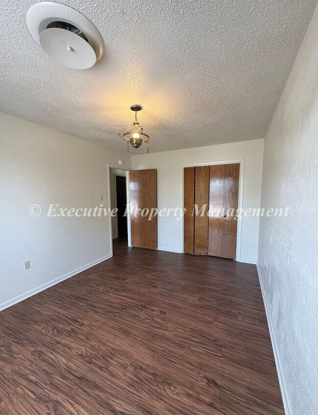 Building Photo - 7544 FM 2657
