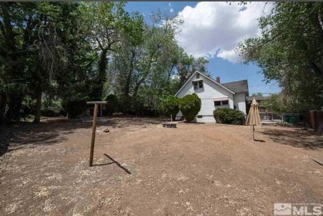 Building Photo - 308 College Ct