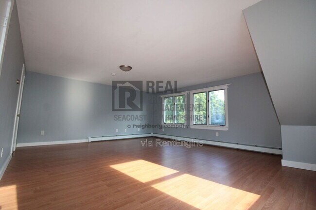 Building Photo - 47-49 South St