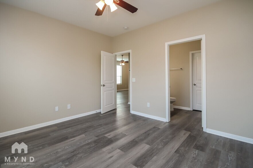 Building Photo - 6607 Dayridge Ln