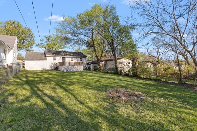 Building Photo - Charming Home with Great Layout in Sought-After Ballwin Neighborhood
