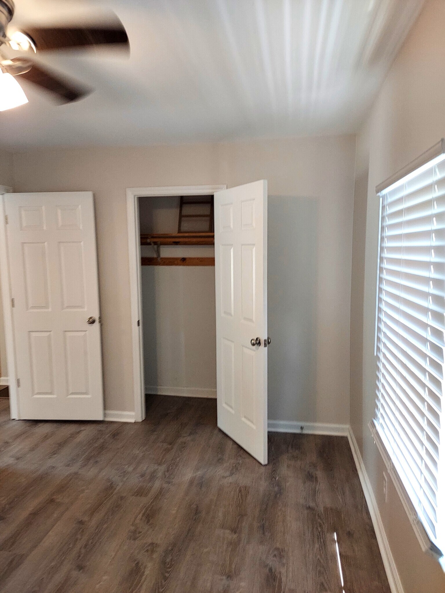 Bedroom closets - 4041 Northampton Dr