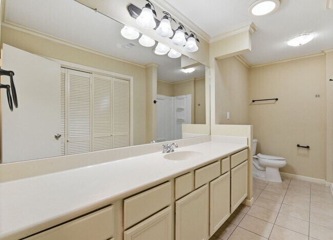 Building Photo - 9052 Zapata Way
