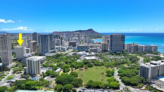 Building Photo - 2092 Kuhio Ave.