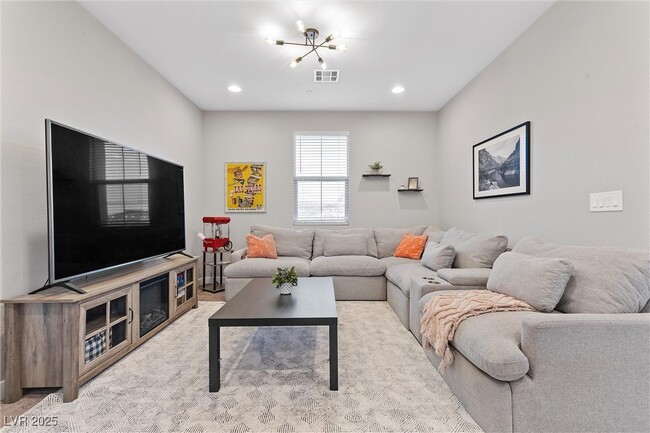 Building Photo - 14 Parco Fiore Ct