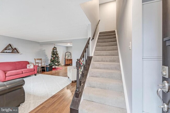 Building Photo - 12918 Framingham Ct