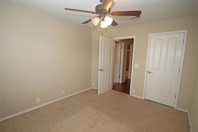 Building Photo - 13600 Breton Ridge St