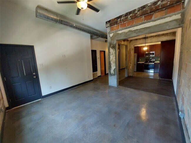 Building Photo - 6819 Avenue C