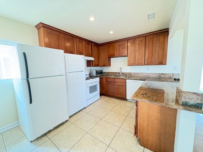 Building Photo - 5114 63rd St