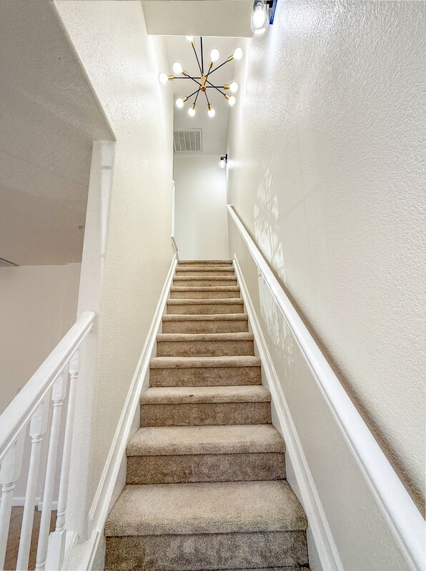 Building Photo - 5731 E 127th Pl