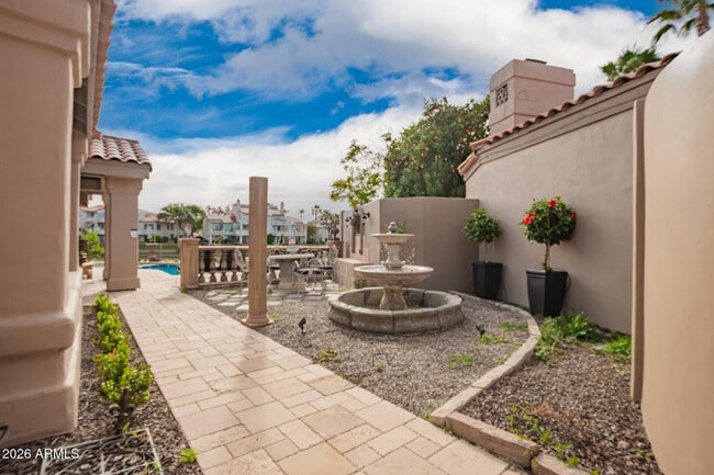 Building Photo - 10113 N 103rd St