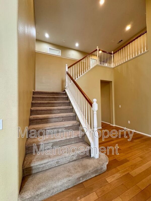 Building Photo - 29675 Ski Ranch St