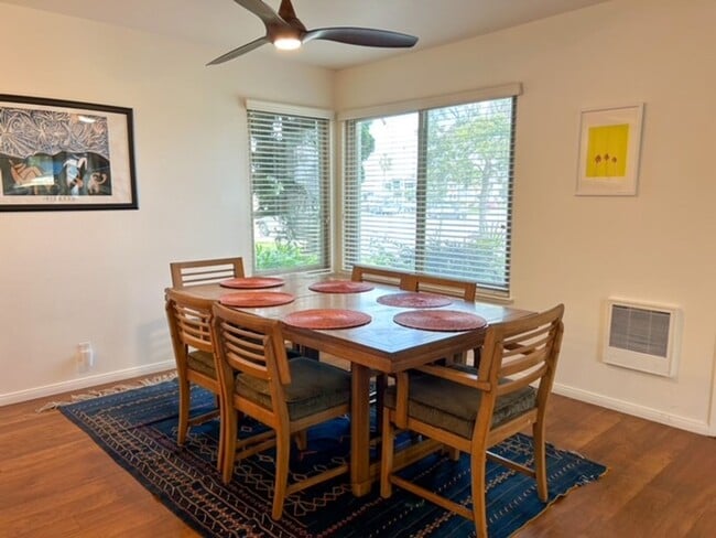 Building Photo - 3674S - Hollywood Beach Hideaway