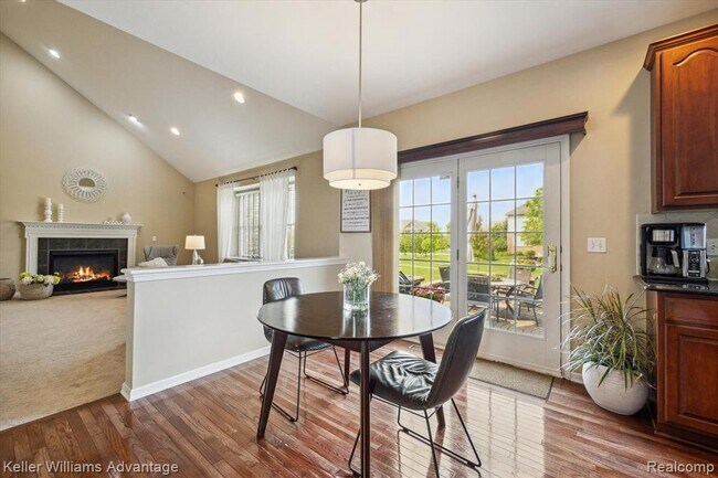 Building Photo - 24323 Bellingham Dr