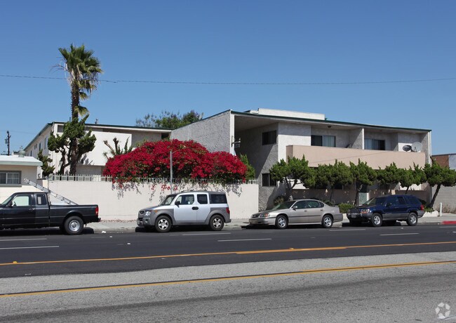 Primary Photo - 14815 Crenshaw Blvd