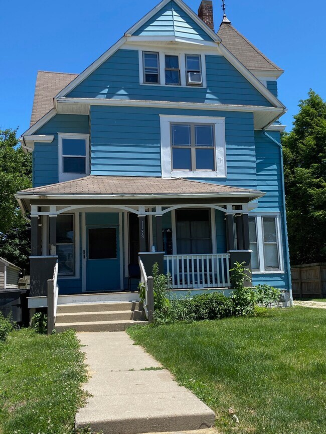 Building Photo - 1138 State St