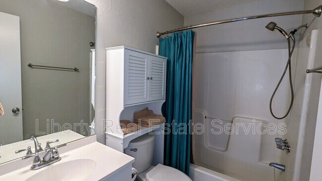 Building Photo - 815 Osprey Dr