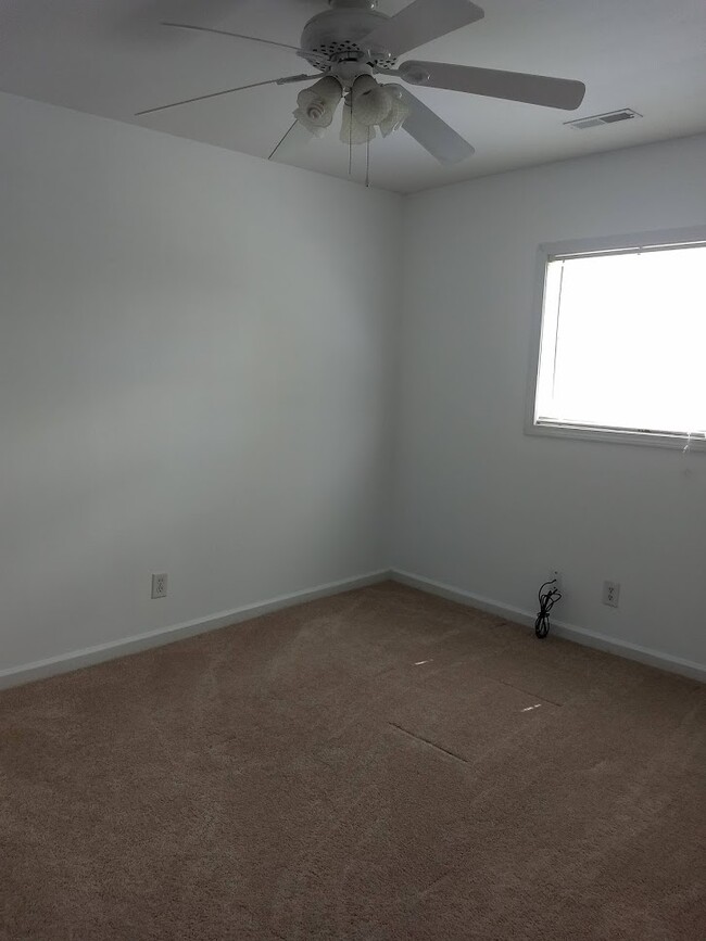 Building Photo - 1202 Bowman Loop