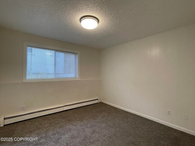 Building Photo - 2746 W 42nd Ave