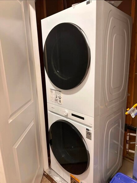 Building Photo - 5361 N Orville St