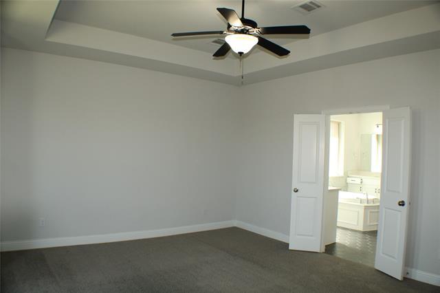 Building Photo - 5212 Shadetree St