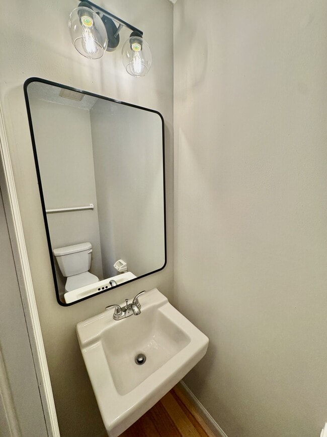 Building Photo - 2482 Brittany Ln