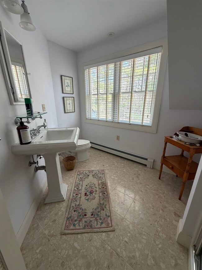 Building Photo - 536 Gov Wentworth Hwy